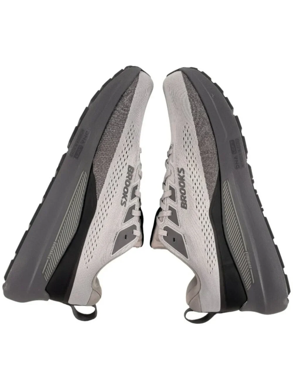 Brooks Beast GTS 26 Running Shoes Gray/Blackened Pearl Men's Size 14 Wide NEW